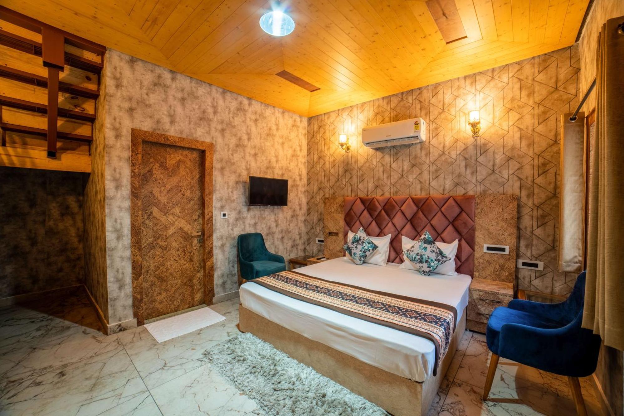Mudras Grove Resort, Nainital Zewnętrze zdjęcie