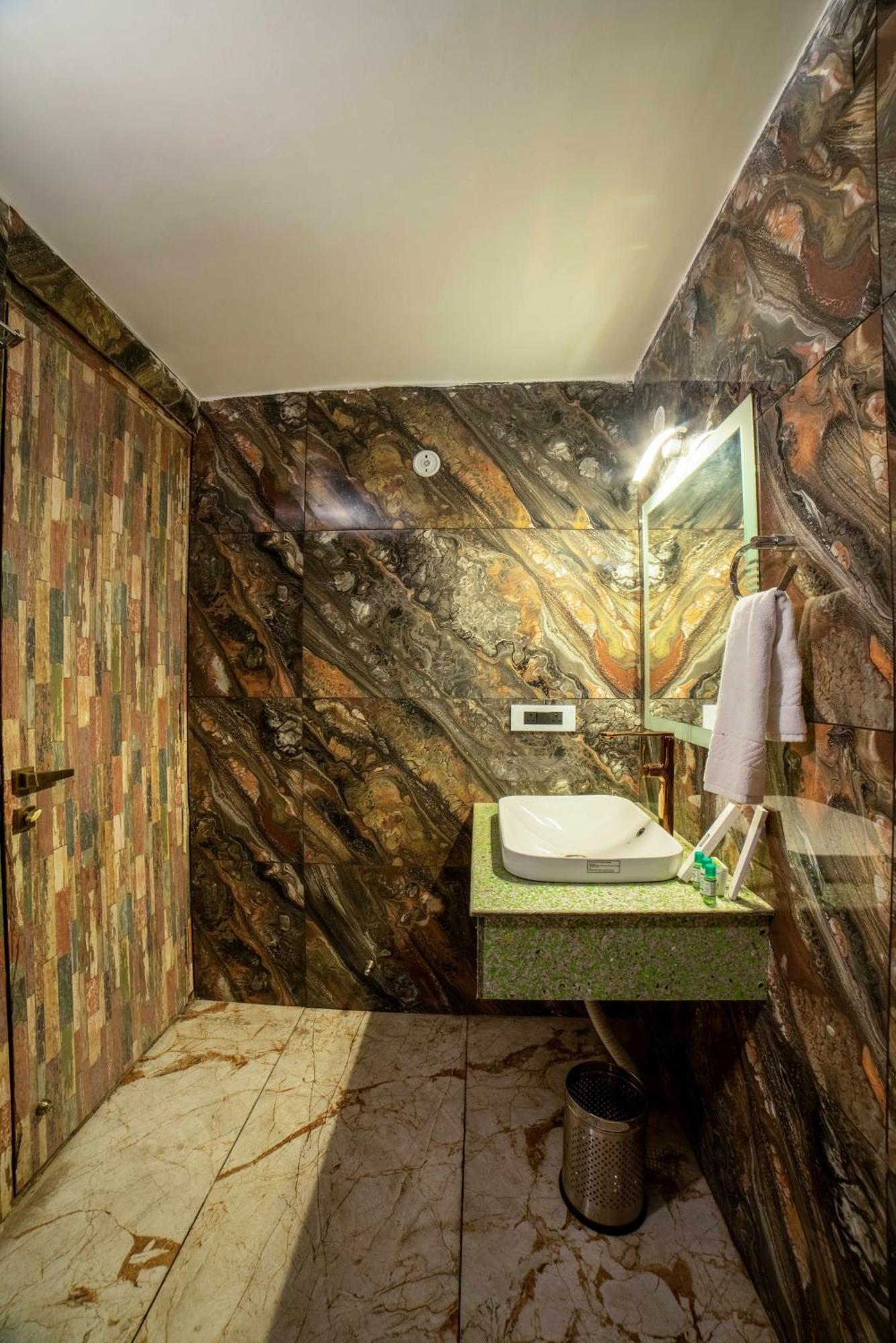 Mudras Grove Resort, Nainital Zewnętrze zdjęcie